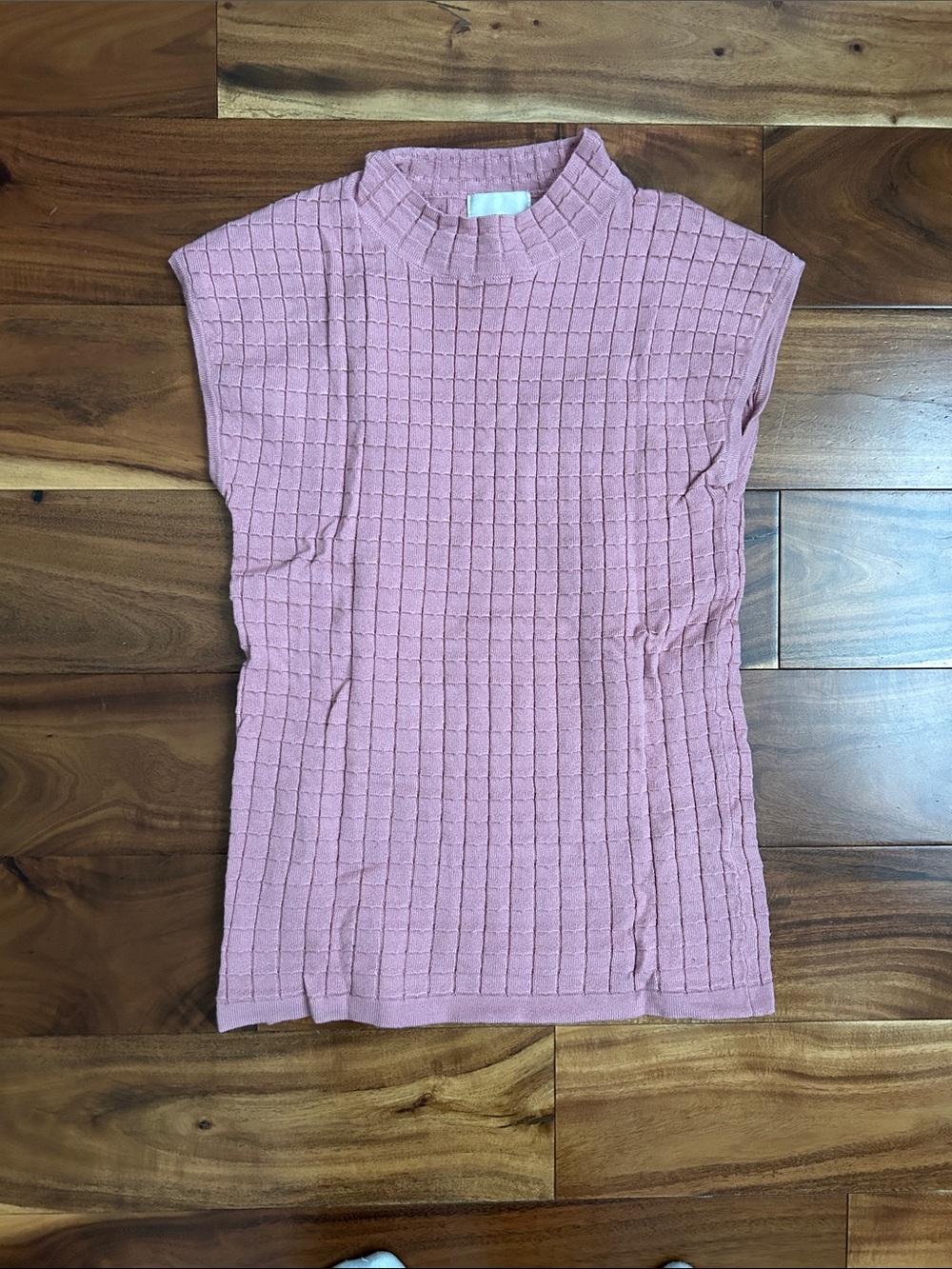 Ribbed Mock-Neck Sleeveless Tank in Dusty Pink